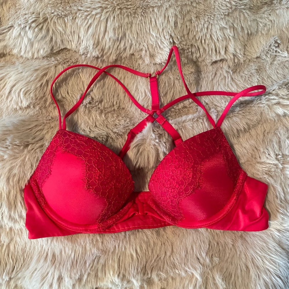 VS Red Lace Bra
